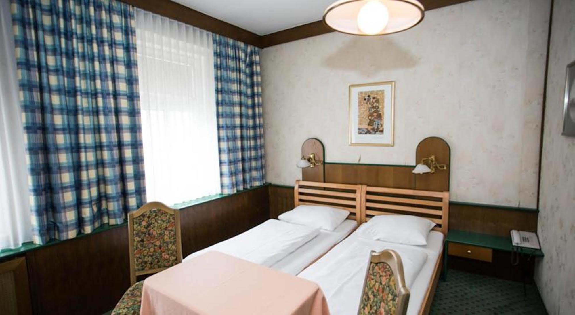 Hotel Hadrigan Wien Ngoại thất bức ảnh