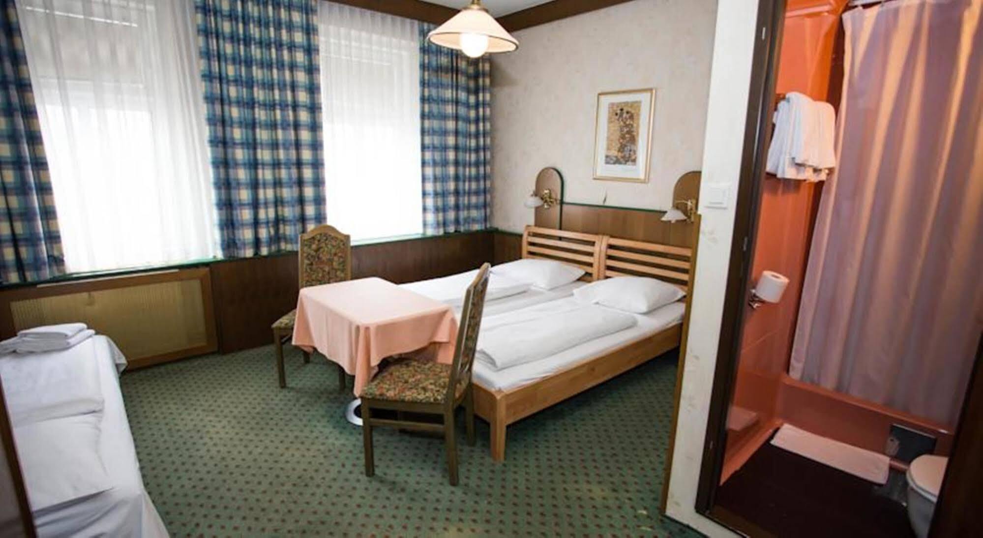 Hotel Hadrigan Wien Ngoại thất bức ảnh